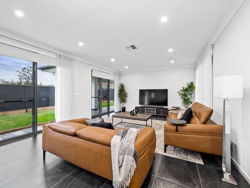 Photo - 2 Parsons Circuit, Kellyville NSW 2155 - Image 16