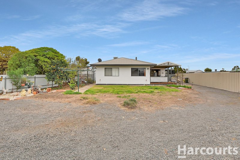 Photo - 2 Paterson Street, Horsham VIC 3400 - Image 14