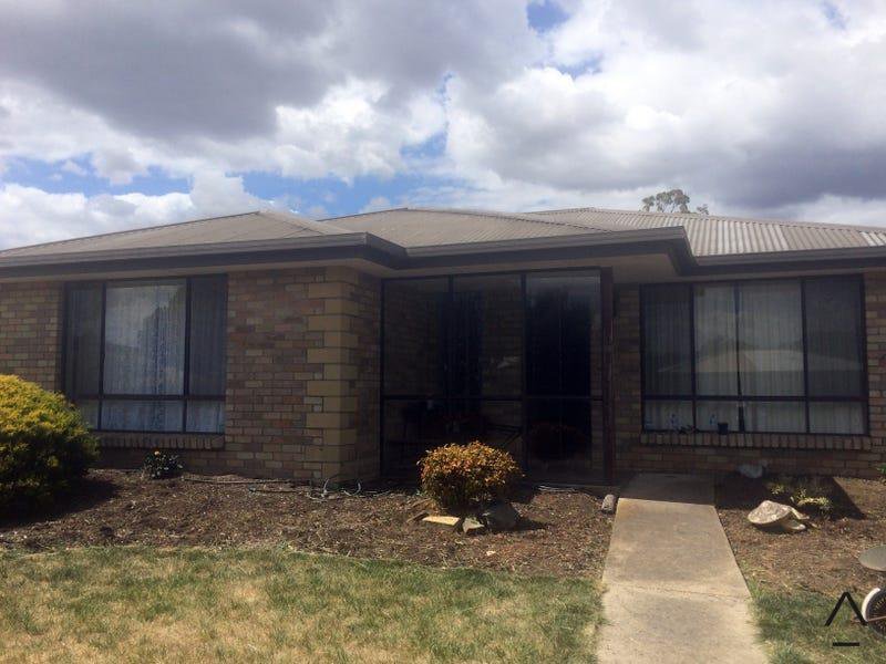 2 Patricia Place, Newnham TAS 7248