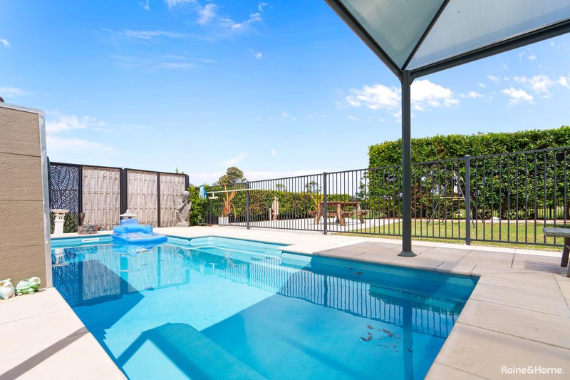 Photo - 2 Pavilion Court, Burrum Heads QLD 4659 - Image 10