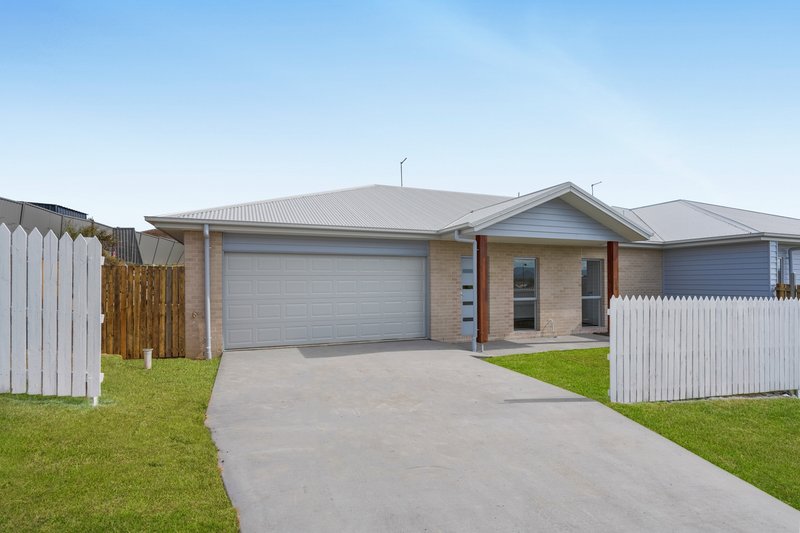 Photo - 2 Pelican Street, Lowood QLD 4311 - Image 3