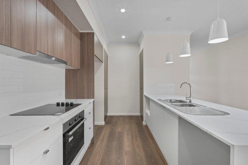 Photo - 2 Pelican Street, Lowood QLD 4311 - Image 5