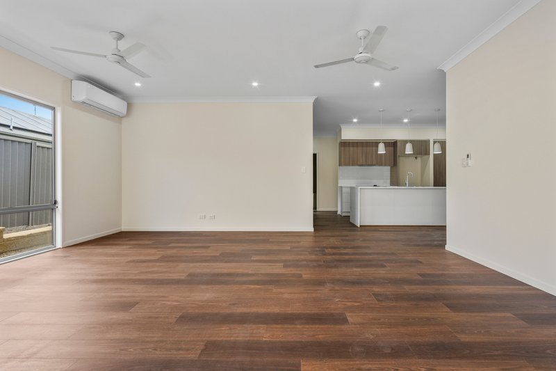 Photo - 2 Pelican Street, Lowood QLD 4311 - Image 9