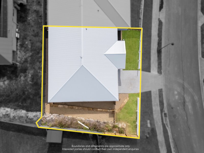 Photo - 2 Pelican Street, Lowood QLD 4311 - Image 19
