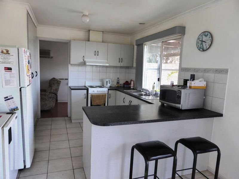 Photo - 2 Penhale Street, Warooka SA 5577 - Image 3