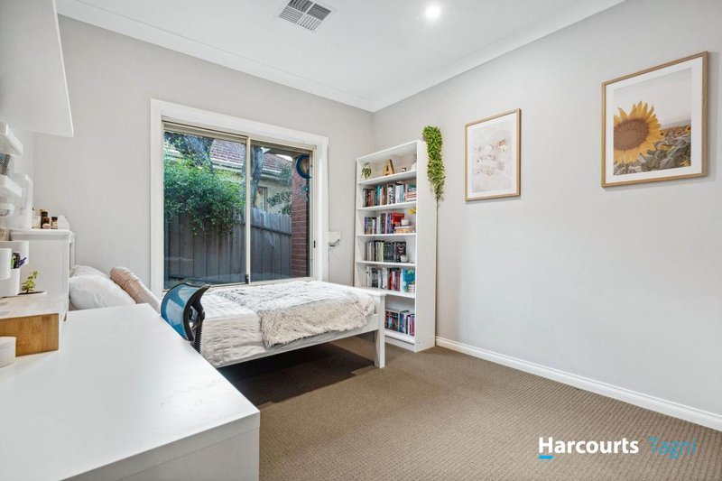 Photo - 2 Peppermint Grove, Aberfoyle Park SA 5159 - Image 15