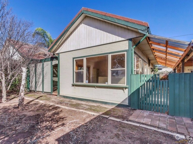 2 Petersen Crescent, Port Noarlunga SA 5167