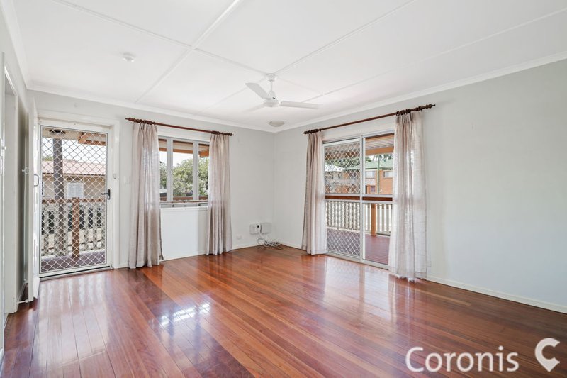 Photo - 2 Petunia Street, Nudgee QLD 4014 - Image 7