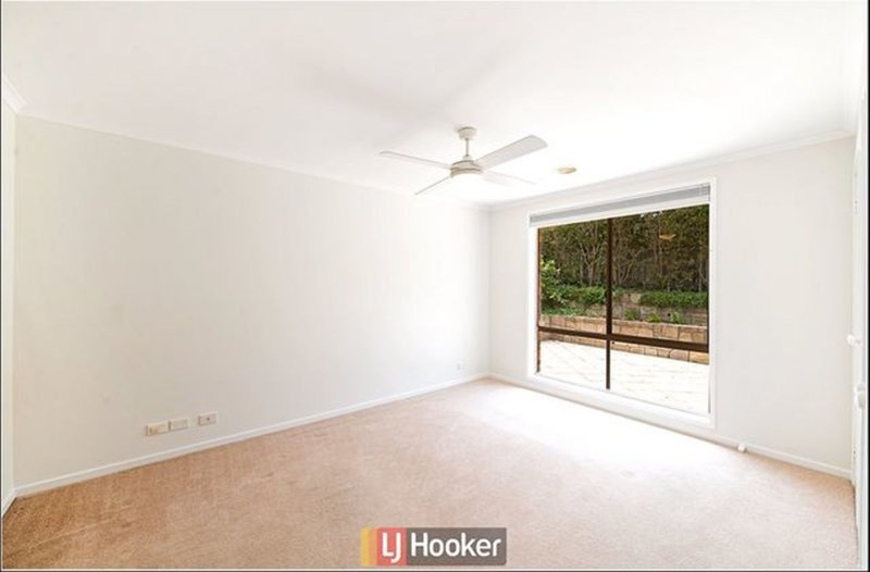 Photo - 2 Phelp Court, Amaroo ACT 2914 - Image 7