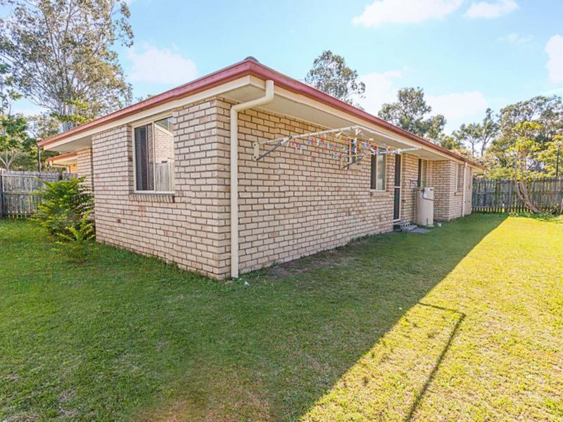 Photo - 2 Pidgeon Boulevard, Crestmead QLD 4132 - Image 10