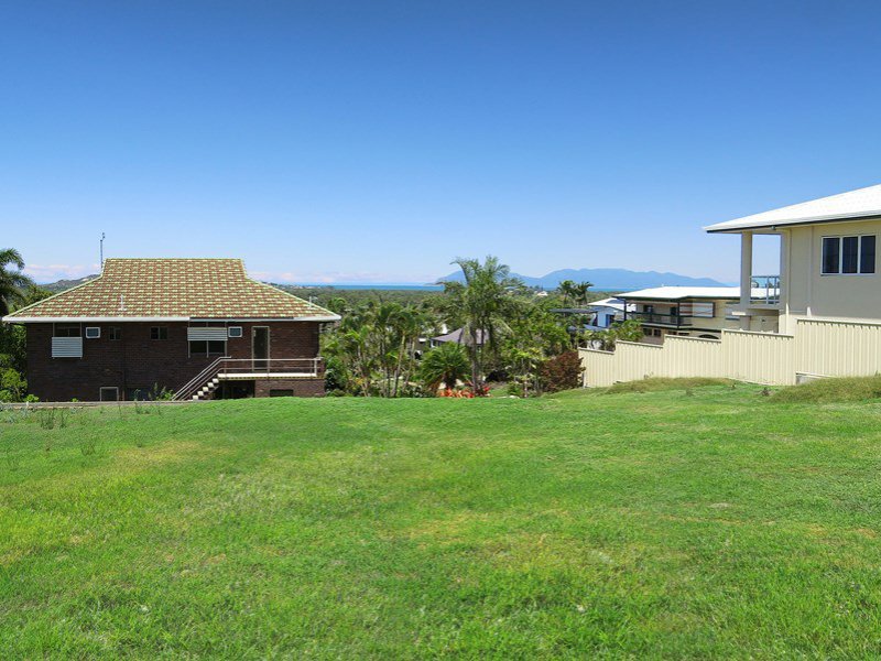 Photo - 2 Pilcher Place, Bowen QLD 4805 - Image 6