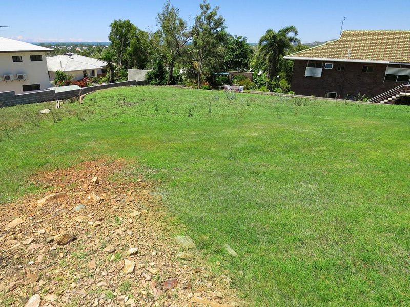 Photo - 2 Pilcher Place, Bowen QLD 4805 - Image 7