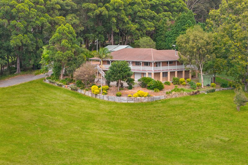 Photo - 2 Pinaroo Road, Wamberal NSW 2260 - Image 1