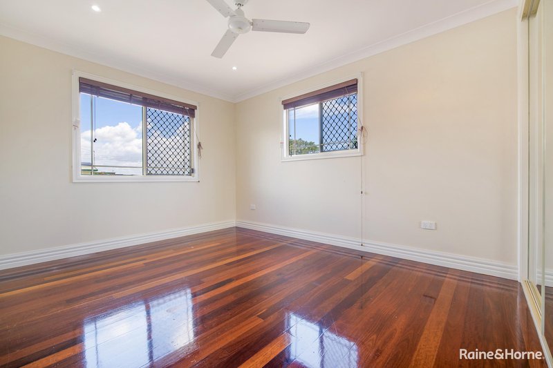 Photo - 2 Pine Avenue, West Gladstone QLD 4680 - Image 7