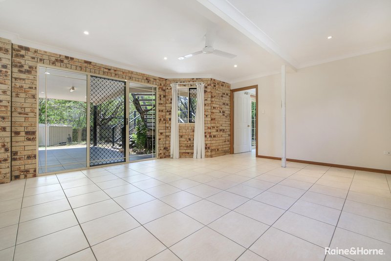 Photo - 2 Pine Avenue, West Gladstone QLD 4680 - Image 21