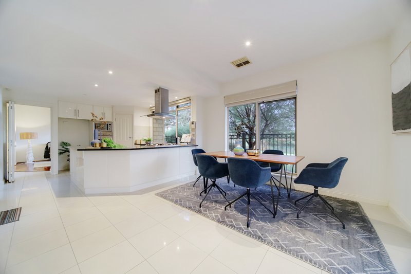 Photo - 2 Pine Court, Mawson Lakes SA 5095 - Image 16