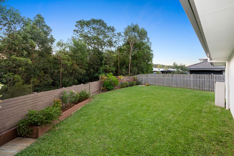 Photo - 2 Pine Place, Upper Kedron QLD 4055 - Image 14