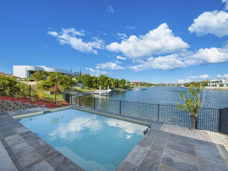 Photo - 2 Pipers Point, Helensvale QLD 4212 - Image 3