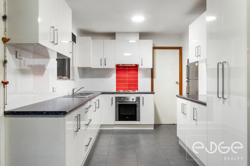Photo - 2 Pira Avenue, Salisbury North SA 5108 - Image 9