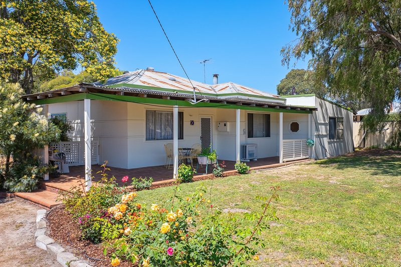 2 Pitt Street, Collie WA 6225