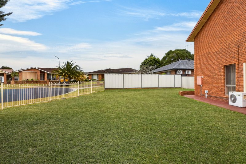 Photo - 2 Plume Close, Macquarie Fields NSW 2564 - Image 24