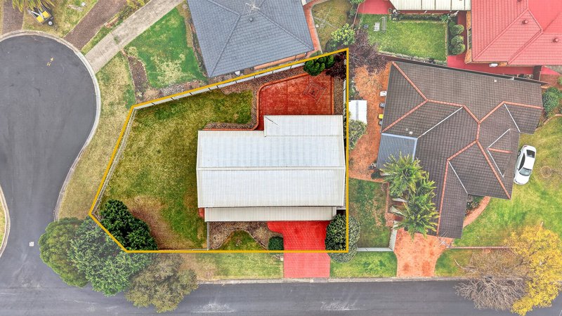 Photo - 2 Plume Close, Macquarie Fields NSW 2564 - Image 26
