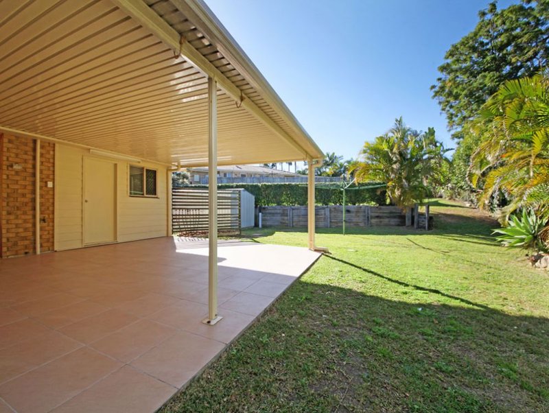 Photo - 2 Poinciana Court, Kallangur QLD 4503 - Image 19