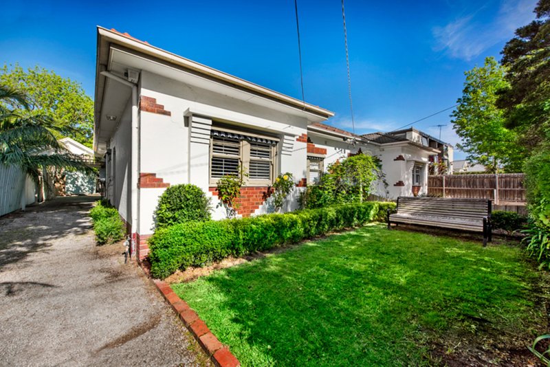 2 Poplar Grove, Carnegie VIC 3163