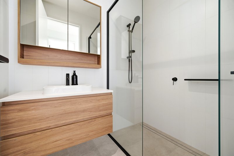 Photo - 2 Postman Walk, Clyde North VIC 3978 - Image 6