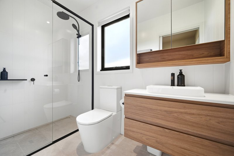 Photo - 2 Postman Walk, Clyde North VIC 3978 - Image 9