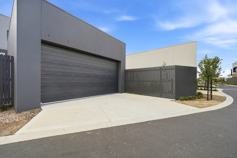 Photo - 2 Postman Walk, Clyde North VIC 3978 - Image 15