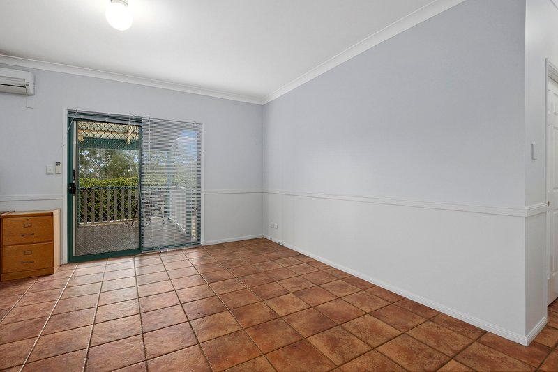 Photo - 2 Premier Place, Gowrie Junction QLD 4352 - Image 13