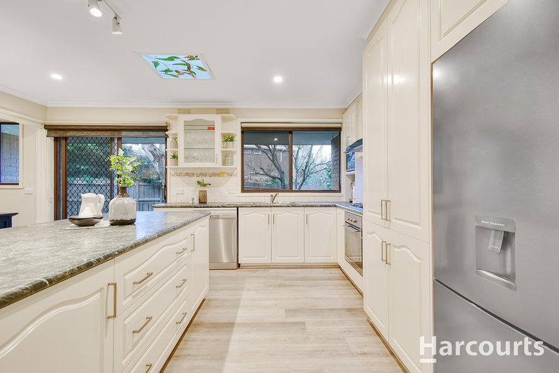 Photo - 2 Prenton Court, Wantirna VIC 3152 - Image 6