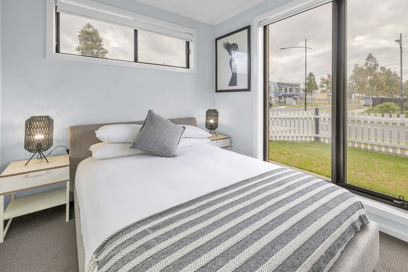 Photo - 2 Primrose Avenue, Rockbank VIC 3335 - Image 3