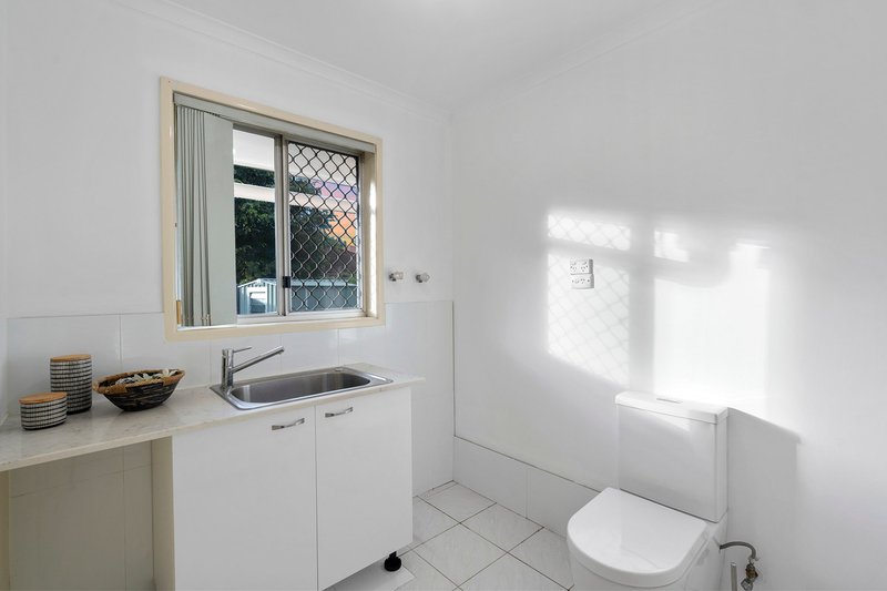 Photo - 2 Pristina Street, Sunnybank QLD 4109 - Image 8