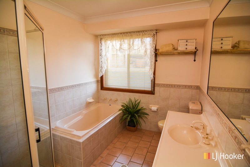 Photo - 2 Protea Place, Lithgow NSW 2790 - Image 3