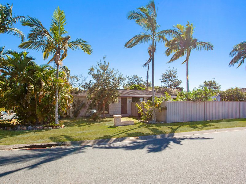 Photo - 2 Quail Court, Burleigh Waters QLD 4220 - Image 2