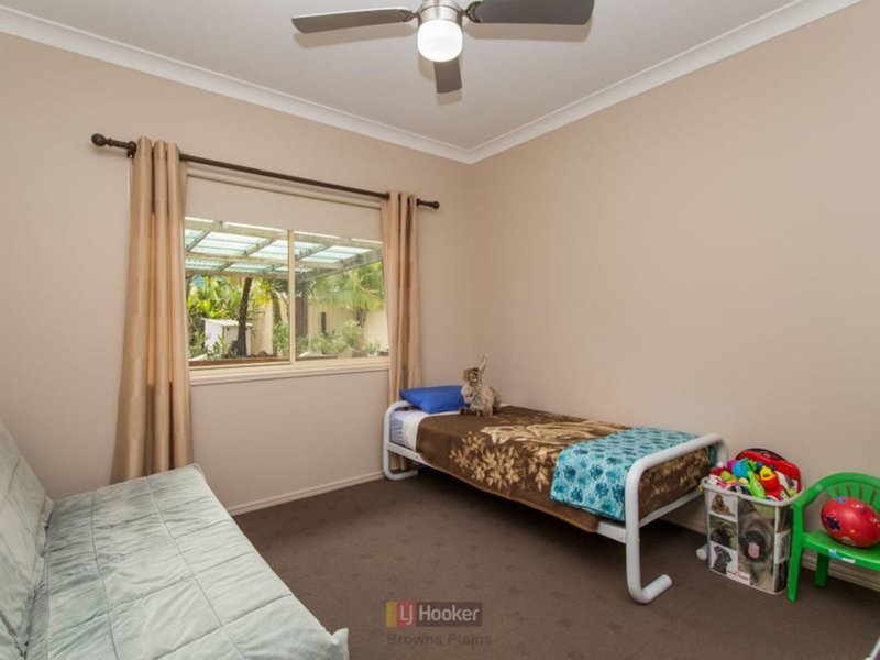 Photo - 2 Quartz Close, Greenbank QLD 4124 - Image 11