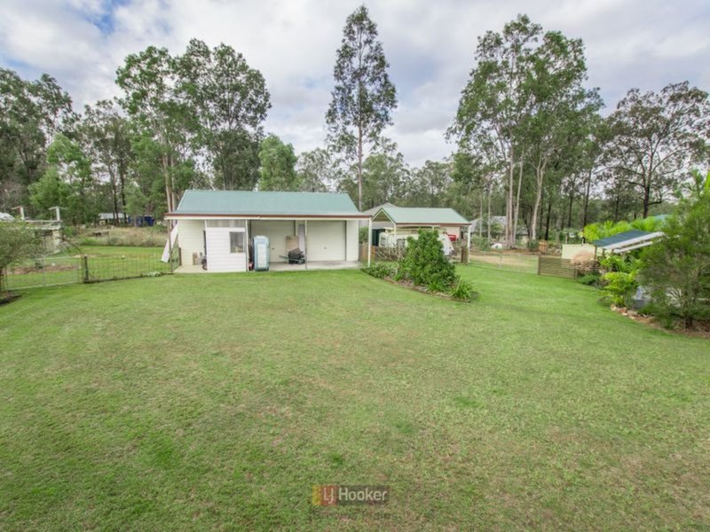 Photo - 2 Quartz Close, Greenbank QLD 4124 - Image 13