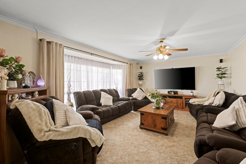 Photo - 2 Quinn Street, Bell Post Hill VIC 3215 - Image 5