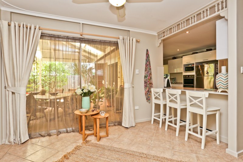 Photo - 2 Quondong Avenue, Athelstone SA 5076 - Image 2