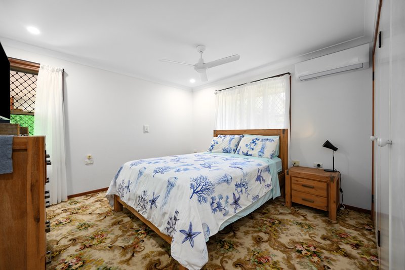 Photo - 2 Rabaul Avenue, Runaway Bay QLD 4216 - Image 13