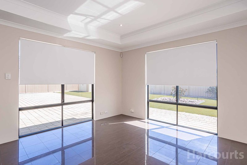 Photo - 2 Rabaul Lane, Dianella WA 6059 - Image 7