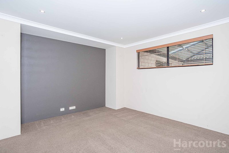 Photo - 2 Rabaul Lane, Dianella WA 6059 - Image 12