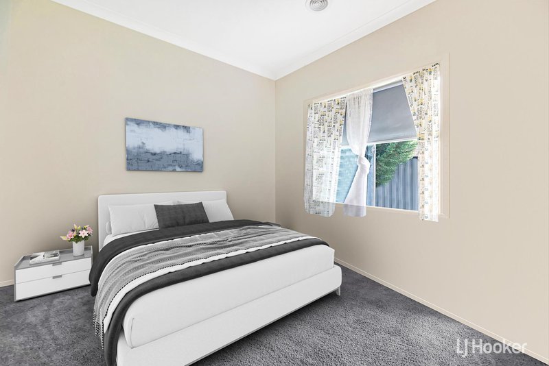 Photo - 2 Radiance Street, Tarneit VIC 3029 - Image 11