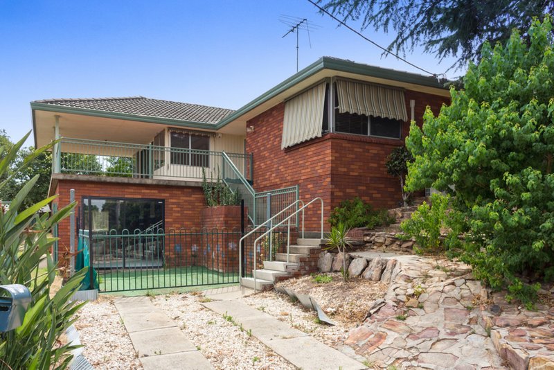 2 Radnor Place, Campbelltown NSW 2560