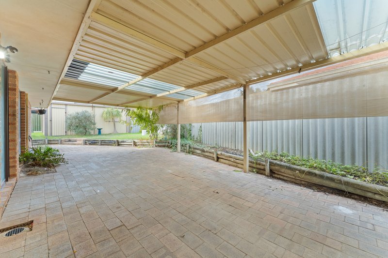 Photo - 2 Raeside Crescent, Cooloongup WA 6168 - Image 21