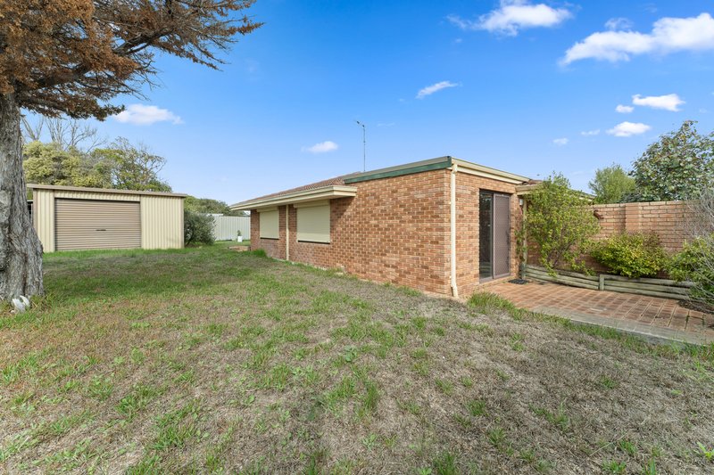 Photo - 2 Raeside Crescent, Cooloongup WA 6168 - Image 23