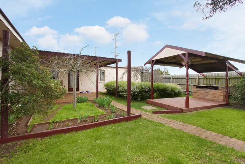 Photo - 2 Railway Ave , Tynong VIC 3813 - Image 12