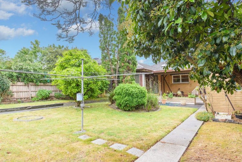 Photo - 2 Railway Parade North, Glen Waverley VIC 3150 - Image 7